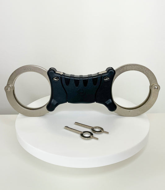 אזיקים קשיחים מדגם 840